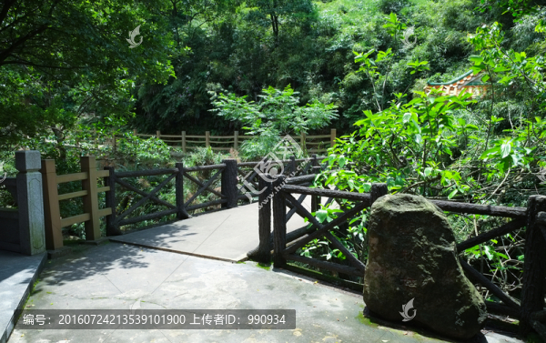高明慶云洞