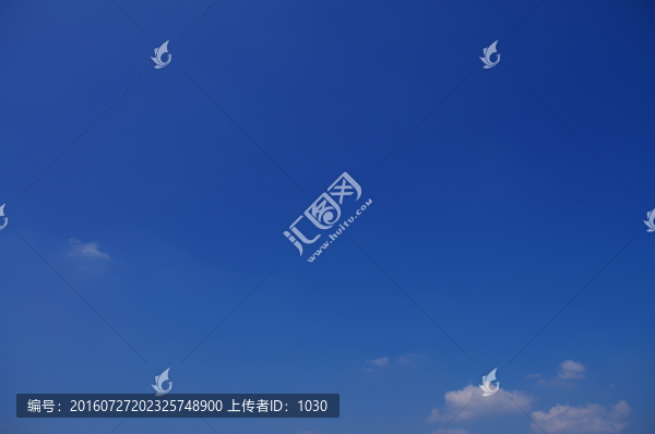 蔚藍(lán)天空