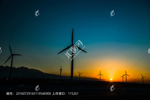 達(dá)坂城晨曦