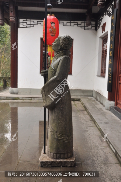 仕女雕像側(cè)拍