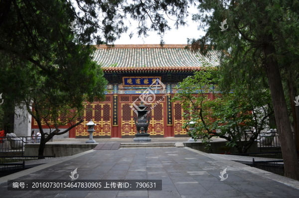 臥佛寺內(nèi)建筑,雙林邃鏡