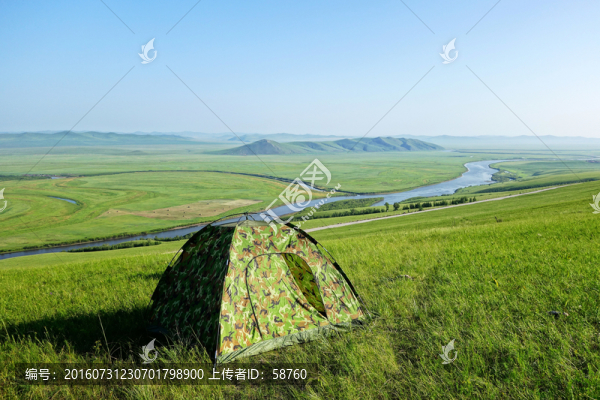 牧場河畔帳篷