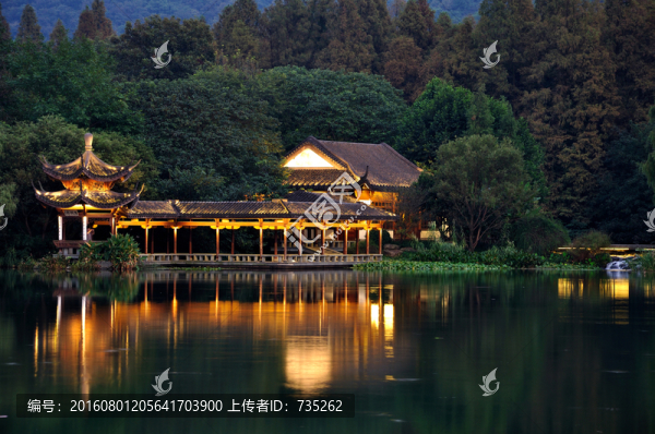 杭州浴鵠灣夜色