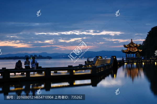 杭州西湖夜色