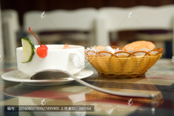 海鮮周打湯