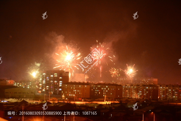 小鎮(zhèn)除夕夜
