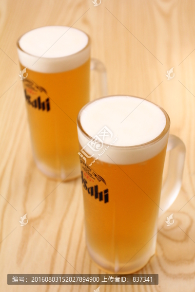 啤酒