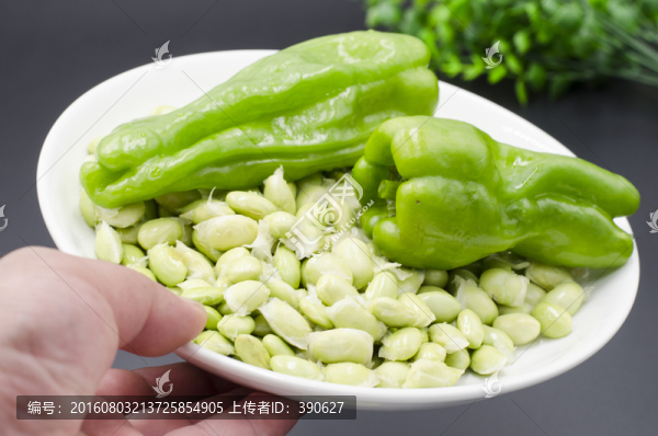 青椒炒毛豆
