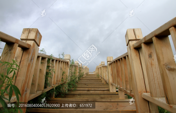 木棧道