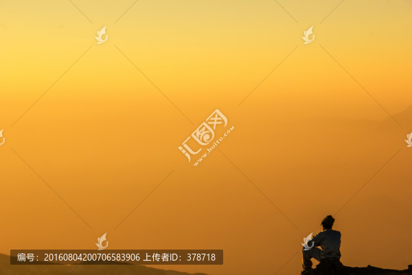 牛背山日出