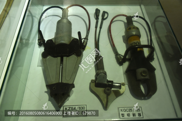 地震救災(zāi)工具
