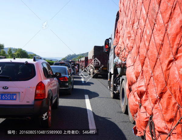 堵車(chē)的高速路