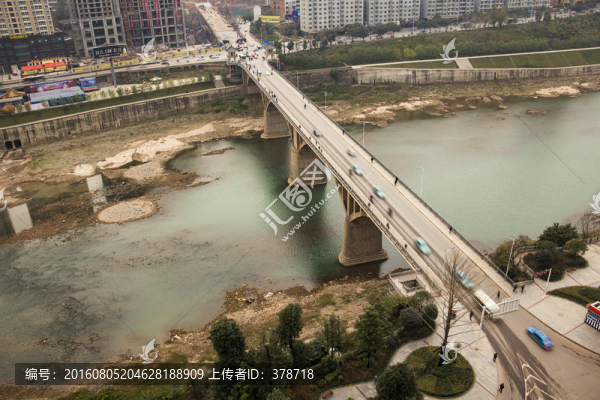 四川省巴中市柳津大橋路