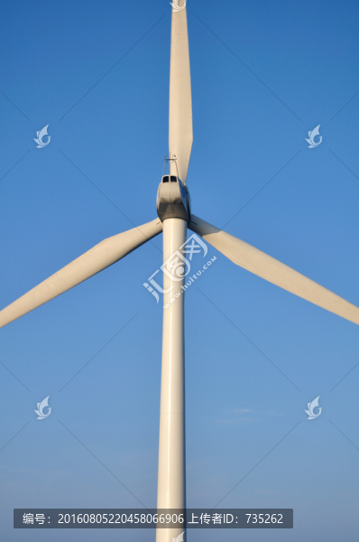 諸暨東白山風力發(fā)電機