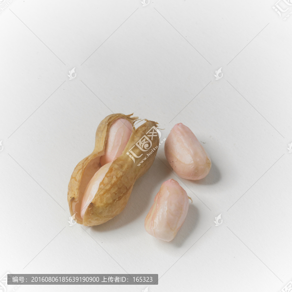 剝開的花生