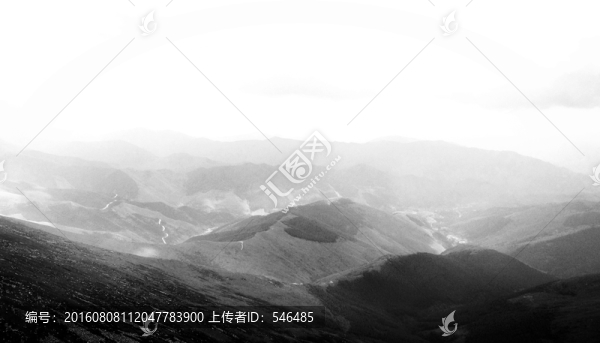 水墨遠(yuǎn)山