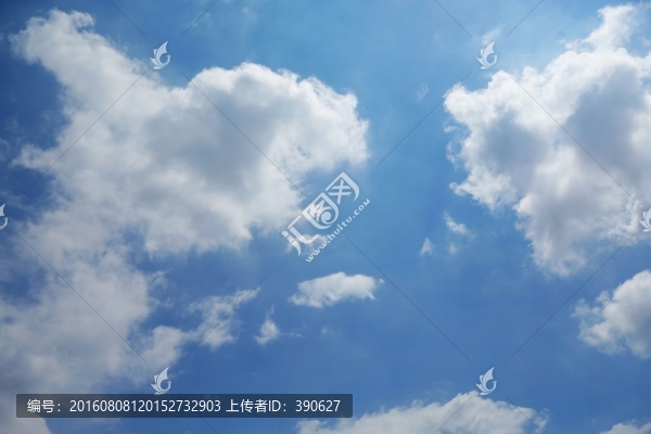 藍(lán)天白云