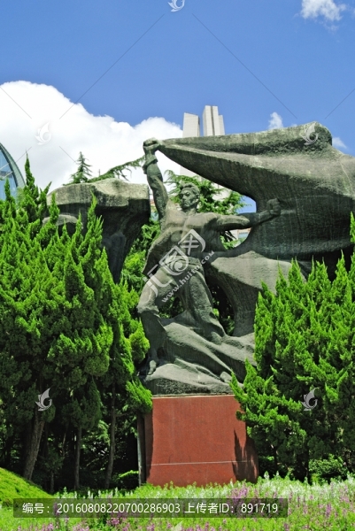 抗戰(zhàn)雕塑