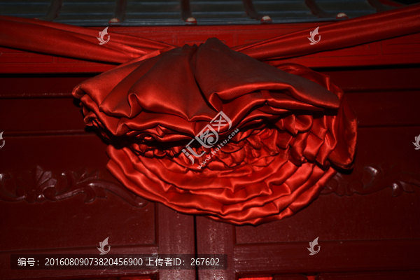大紅花