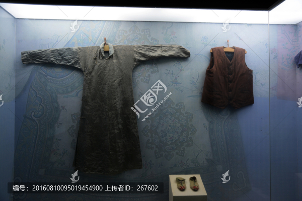 衣服