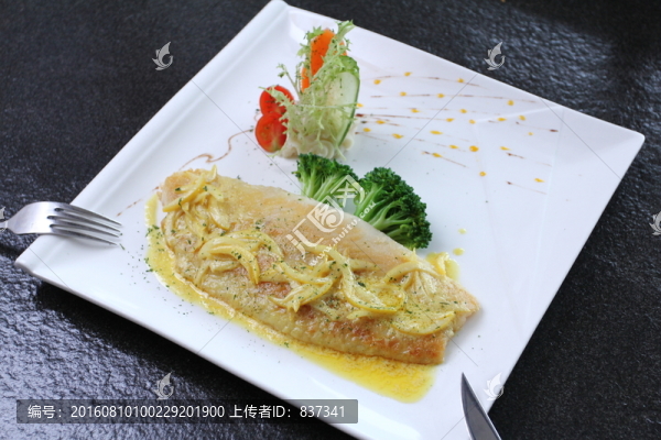 龍利魚扒