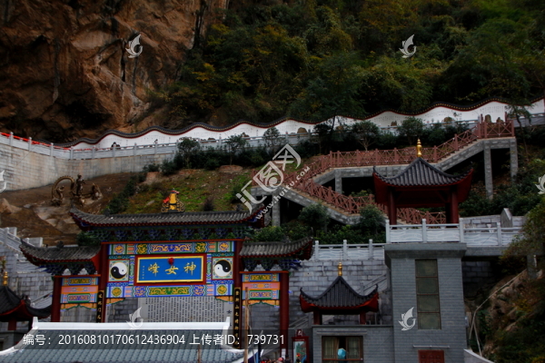神女峰
