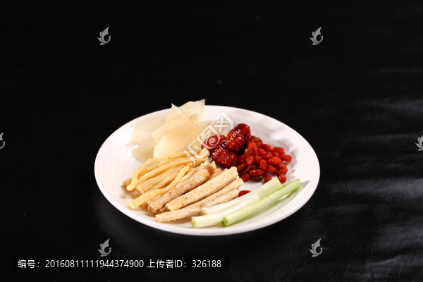 藥膳滋補(bǔ)土雞湯鍋