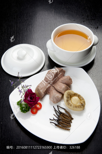 蟲(chóng)草燉大連鮑