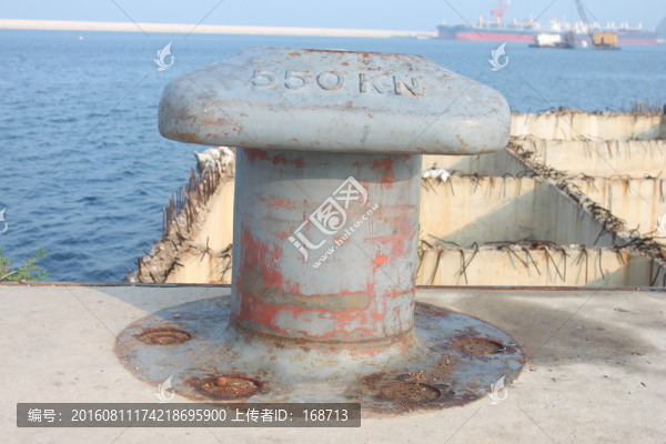 船舶纜樁