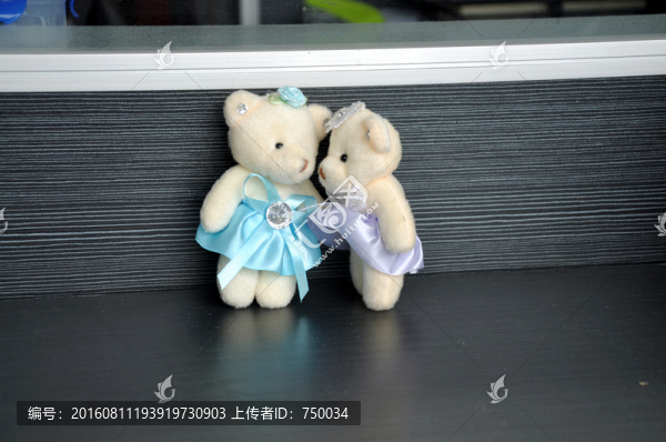 一對小熊