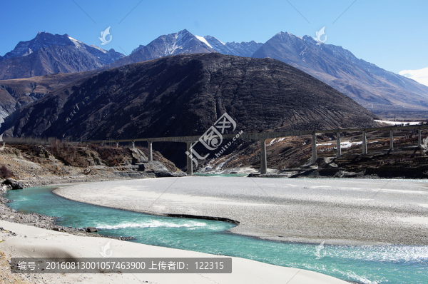 雅魯藏布江