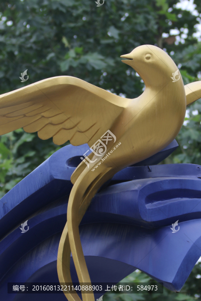 鳳鳥雕塑