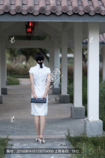 背影