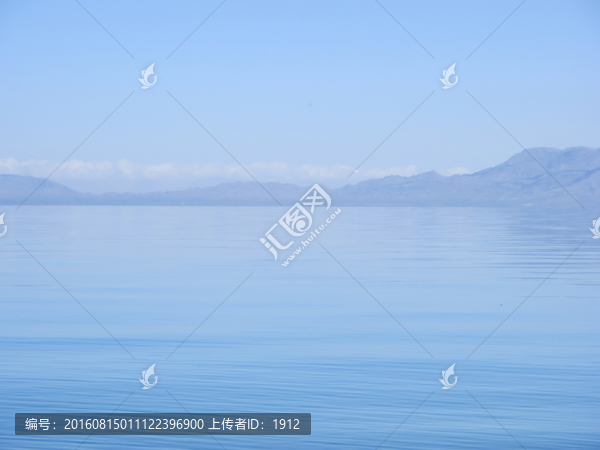 賽里木湖