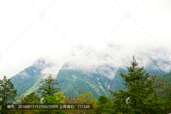 云霧大山