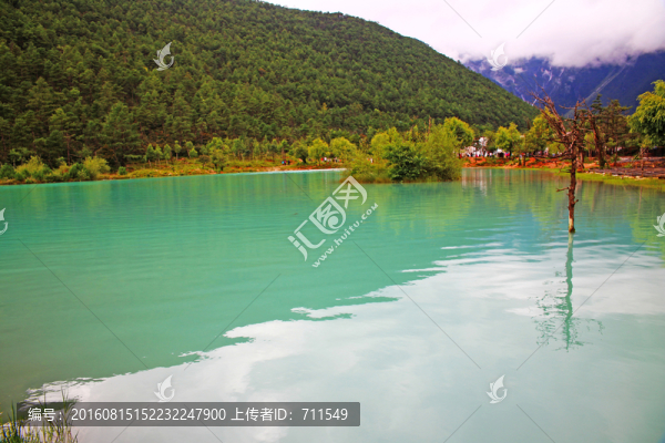 麗江玉龍雪山藍(lán)月谷