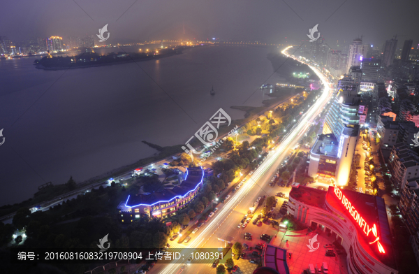 陽(yáng)光大道夜景