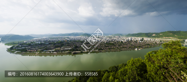 閬中古城全景圖