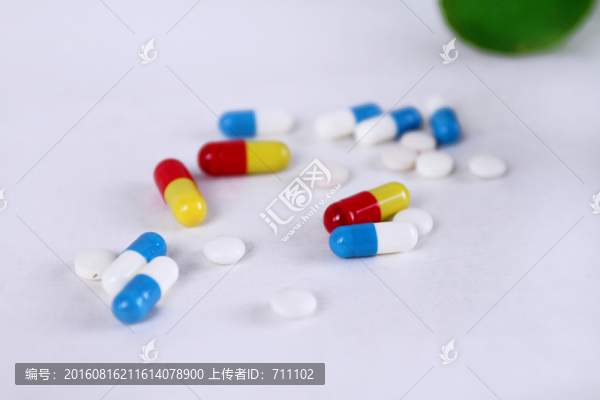 彩色膠囊