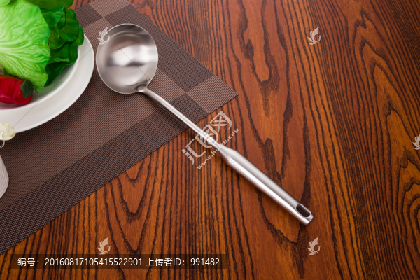 廚具