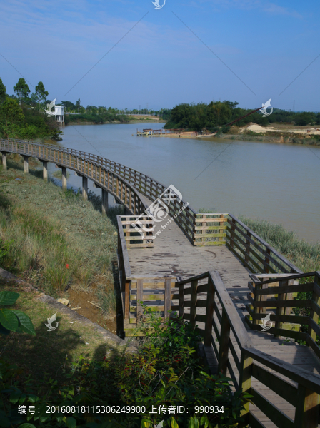木棧道