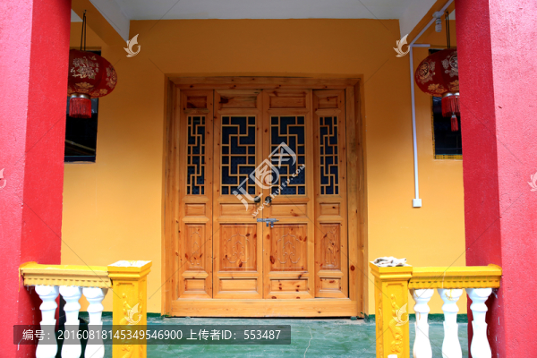 時(shí)尚木門(mén)