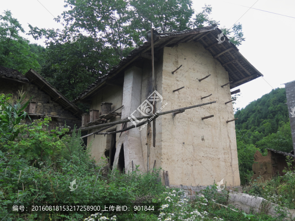 土家族煙葉烘烤房