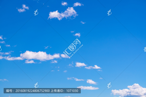 藍(lán)天白云