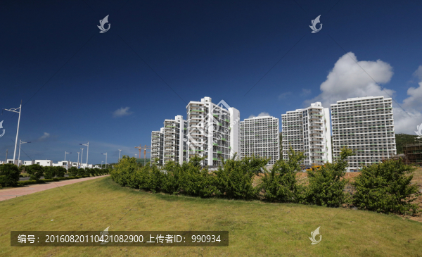 月亮灣,濱海建筑