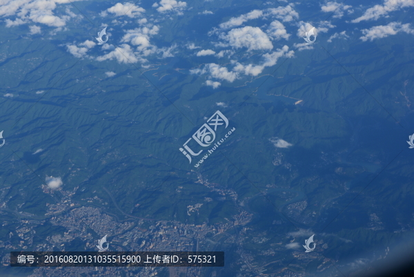 鳥瞰藍(lán)天大地