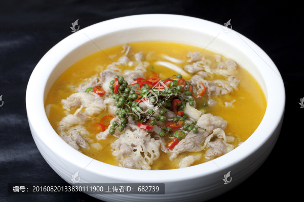 酸湯肥牛