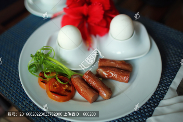 西式美食早餐香腸