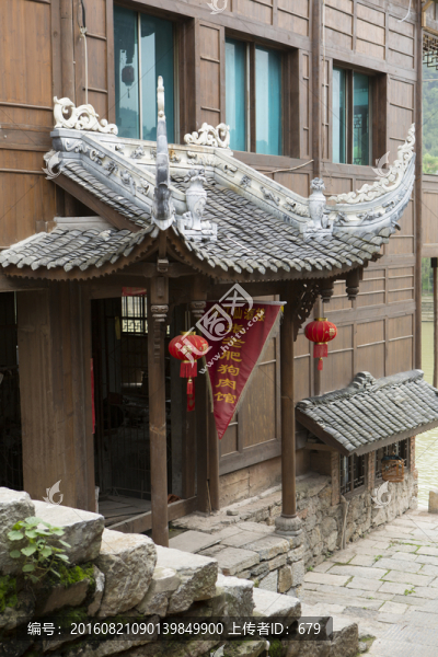 屋檐