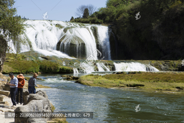 陡坡塘瀑布